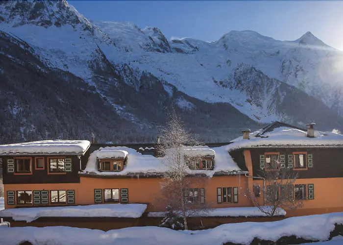 La Chaumiere Mountain Lodge